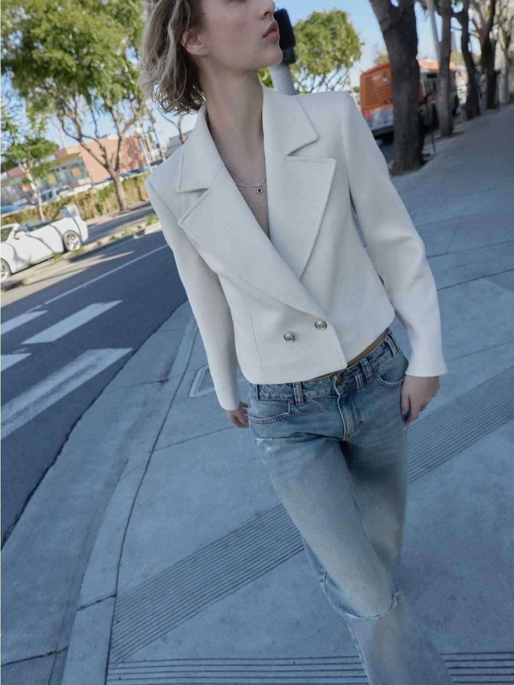 ZARA BNWT CROPPED DOUBLE-BREASTED BLAZER. ECRU 2753/338/712